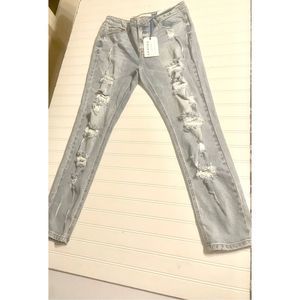 Distressed Eunina jeans